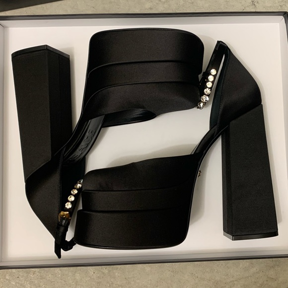 Versace Medusa AEVITAS PLATFORM PUMPS Satin Black Chunky Block Heel - Picture 8 of 9